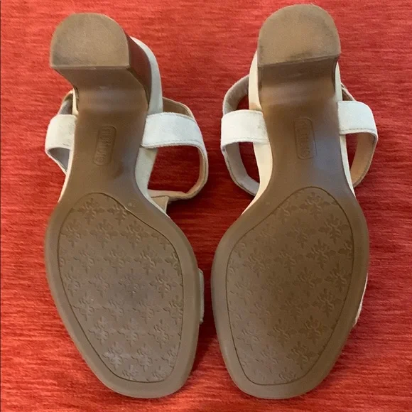 Nurture by Lamaze Cream Heels with Medium Heel and Slingback Design - Picture 4 of 6